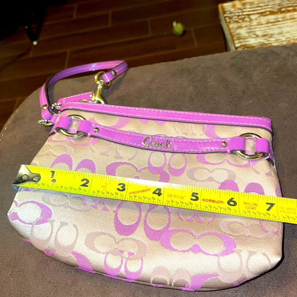Coach Wristlet (Medium)